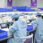 Lash workshop combining skilled workers and machinery