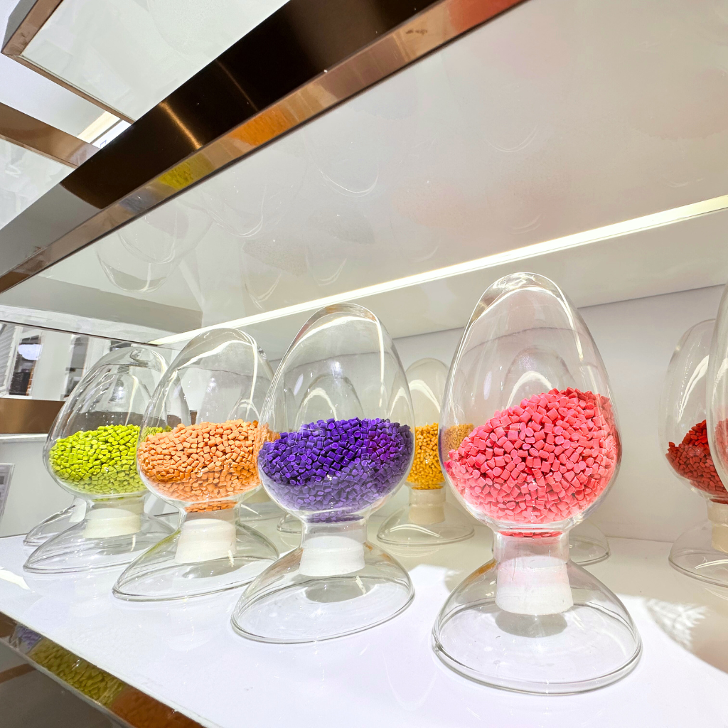 colored lash materials