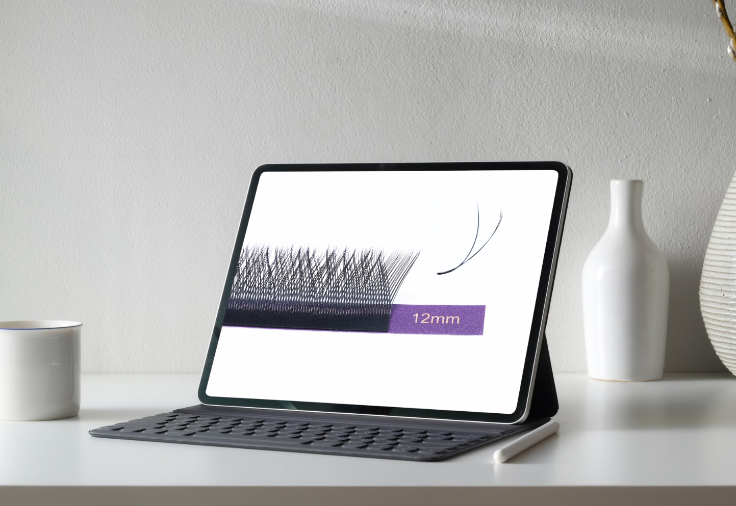 W 3D lash extensions designed for soft light volume sets