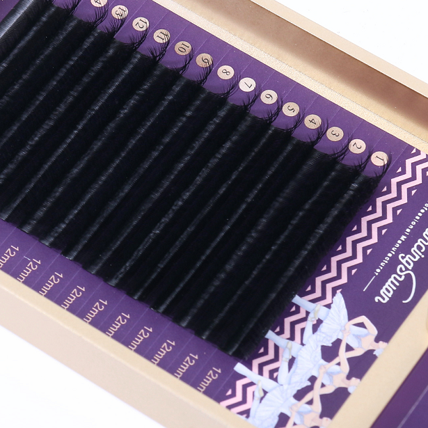 YY lash tray with 180 plus lashes for faster application and improved artist efficiency