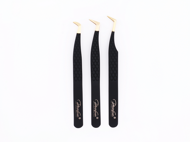 Black FiberTip professional lash tweezers